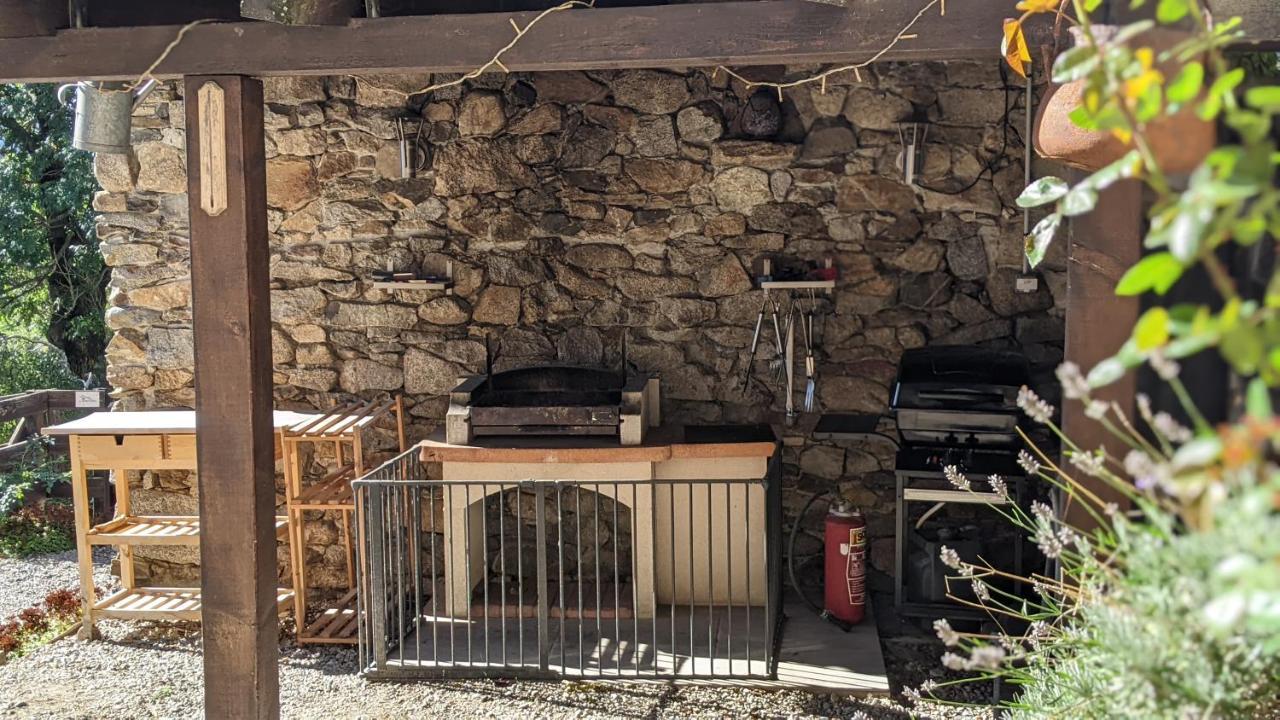 レ・ザングル La Ferme Des Astresヴィラ エクステリア 写真